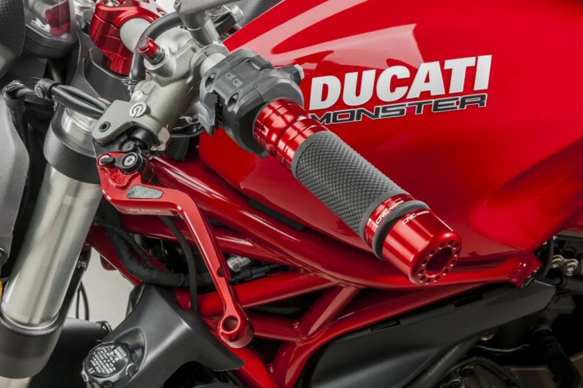 KS250 - CNC RACING Universal Billet Bleed Calve Cover kit for Brembo - Image 5